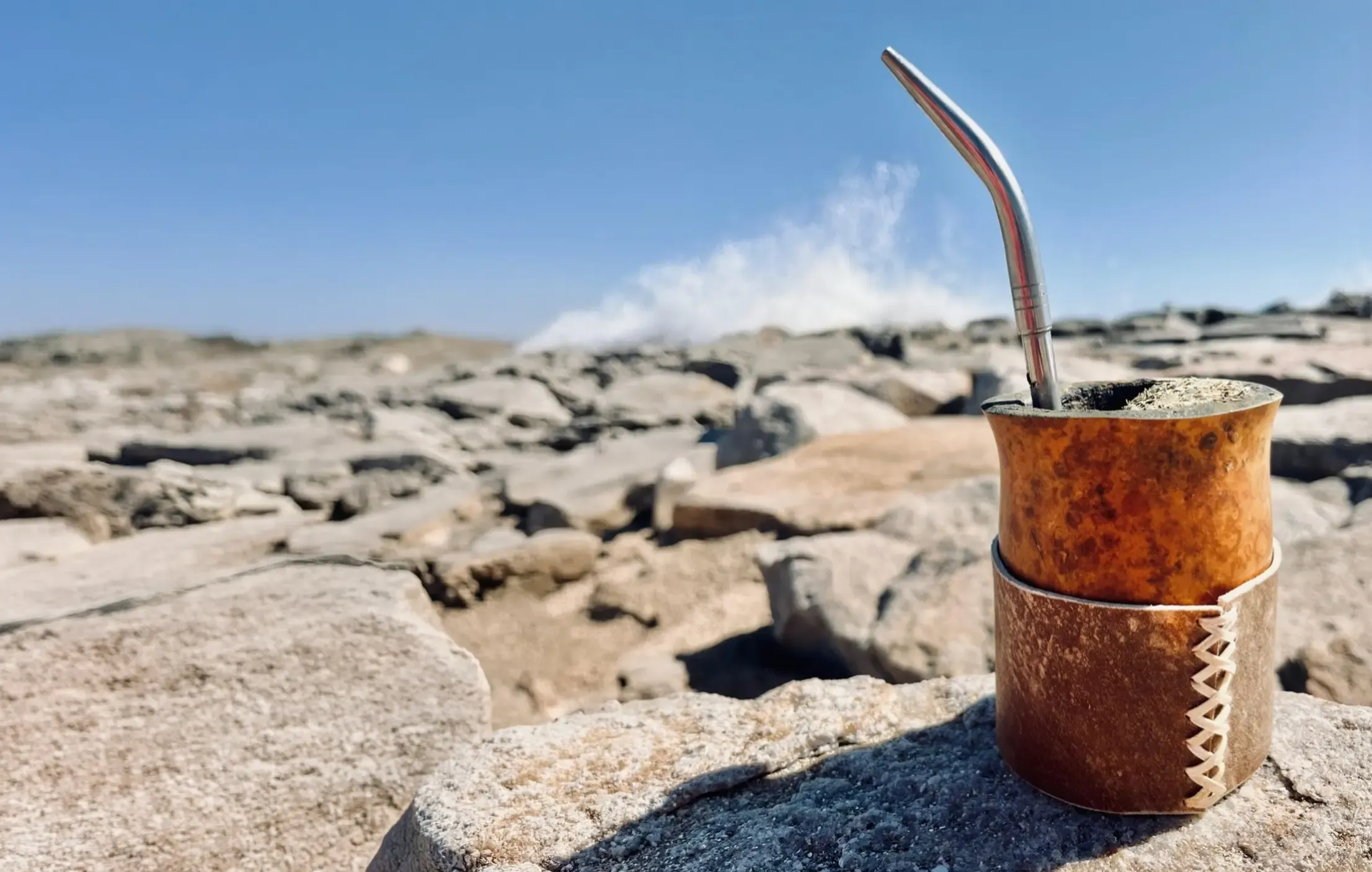 Mate frente al mar en la costa atlántica — Mates Atlantico